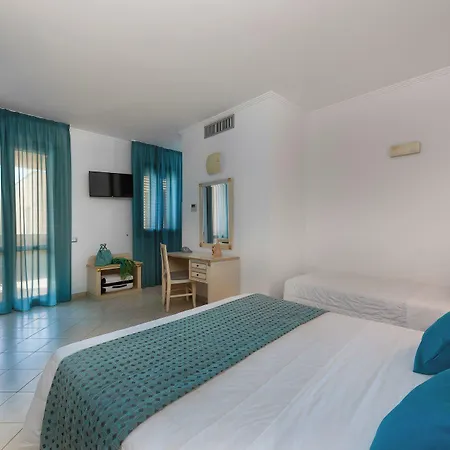 Helios 3* San Vito Lo Capo