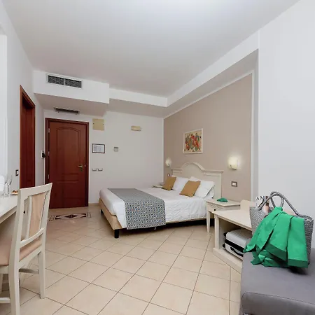 Hotel Helios
